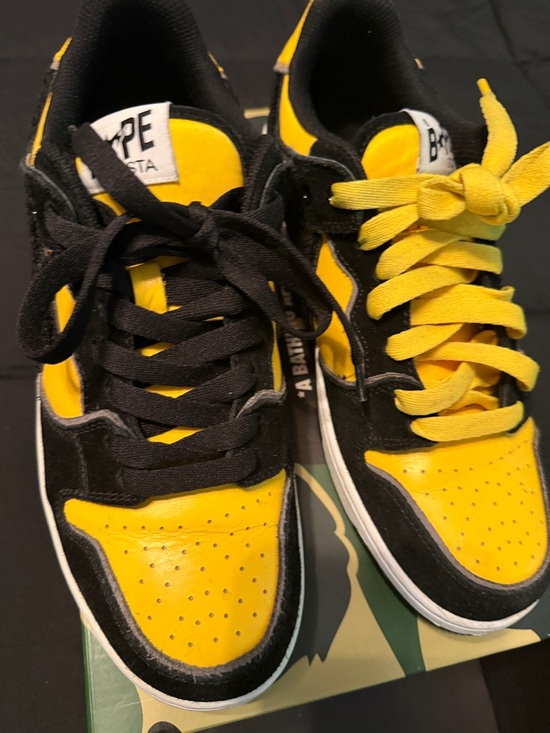Bape men STA Low Top Sneakers in Yellow and Black